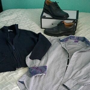 Elegant Black Leather Oxfords With Dress Shirt And Zip Up Sweater